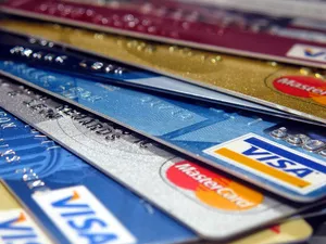 Rainbow of Credit © https://www.flickr.com/photos/armydre2008/